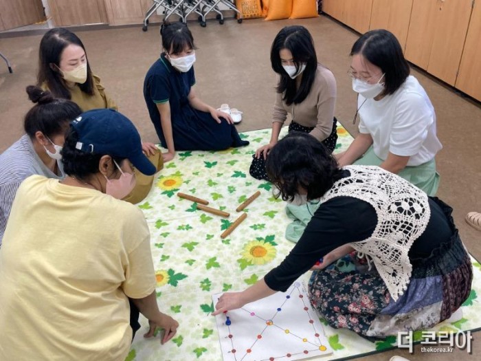 보도사진(2)-함평군가족센터, 결혼이민자 역량강화지원을 위한 한국어 교육 실시.jpg