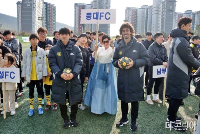 전남드래곤즈x광양시축구클럽 자매결연02.JPG