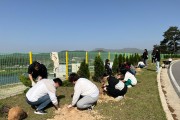 전남교육청 사창초등학교와 마을학교공동체가 함께하는, 나무 심기 행사 개최